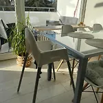 Zentrales Privatapartment Daire