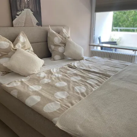 Zentrales Privatapartment باد هومبرغ فور دير هوه